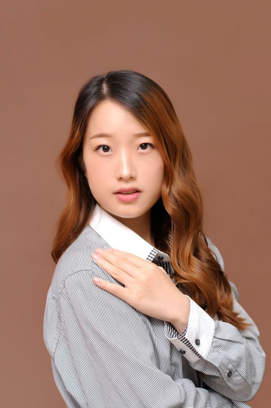 成都裝修設(shè)計師安麗娟