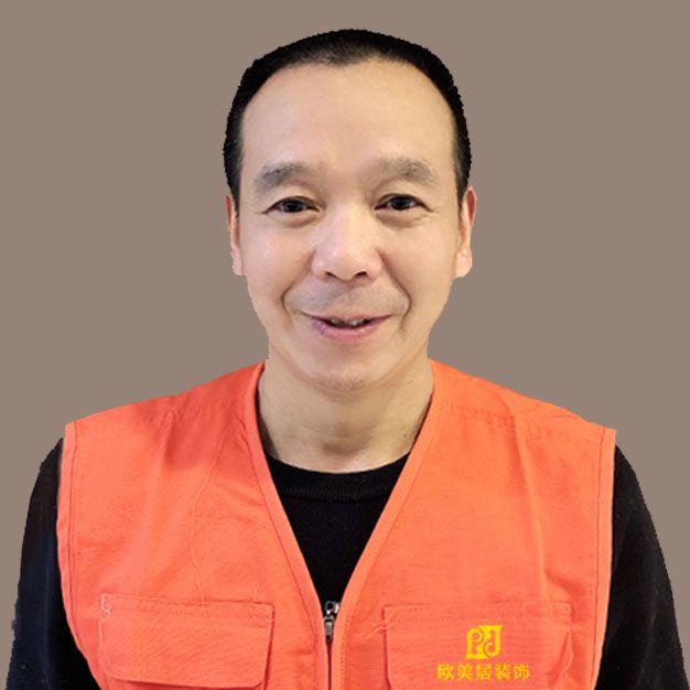 成都裝修工長(zhǎng)唐忠富