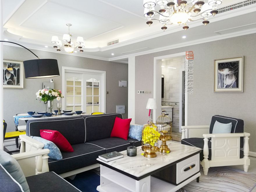 成都裝修案例燕楠國(guó)際  套四雙衛(wèi)